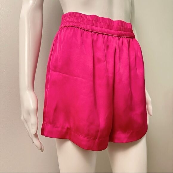 ɴᴡᴏᴛ ᴠꜱ ᴍɪᴅ-ʀɪꜱᴇ ꜱᴀᴛɪɴ ɢʟᴀᴍ ꜱʟᴇᴇᴘ ꜱʜᴏʀᴛꜱ - Picture 4 of 16